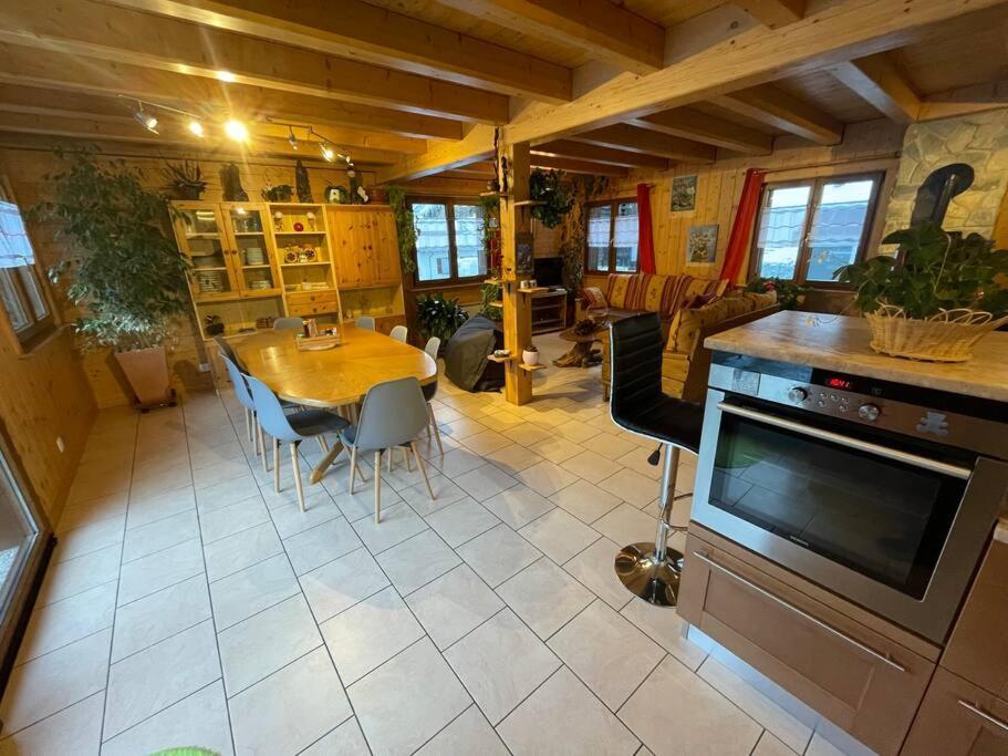 La Grange A Coco Avec Jacuzzi Villa Bourg-Saint-Pierre Exteriör bild